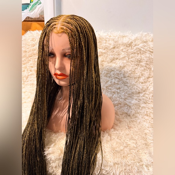 Elegant Braided Wig - Black and Gold